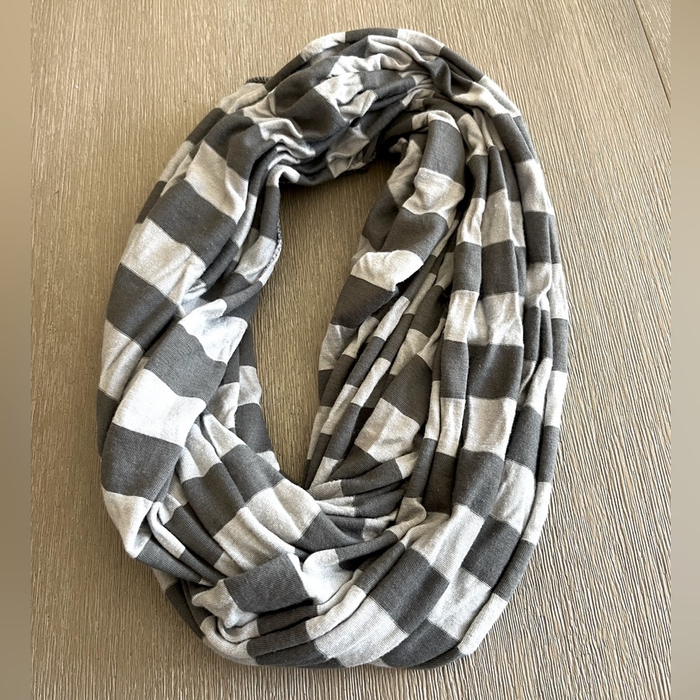Striped Women’s Infinity Scarf